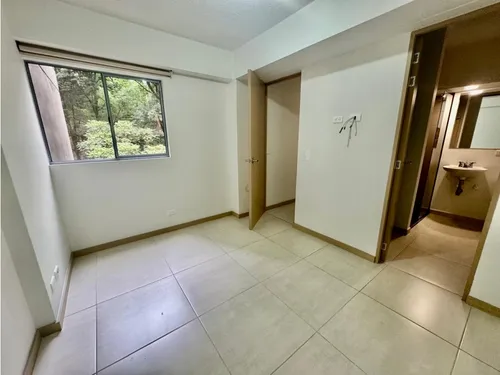 Venta De Apartamento En Itagui Con Vista A La Reserva