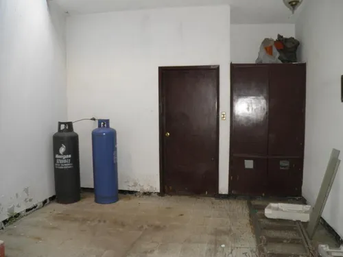 Casalote En Venta En Lleras. Cod V15383