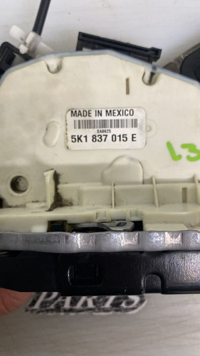 Cerradura De Puerta Izq Delantero Vw Jetta # 5k1 837 015 E (Usado)