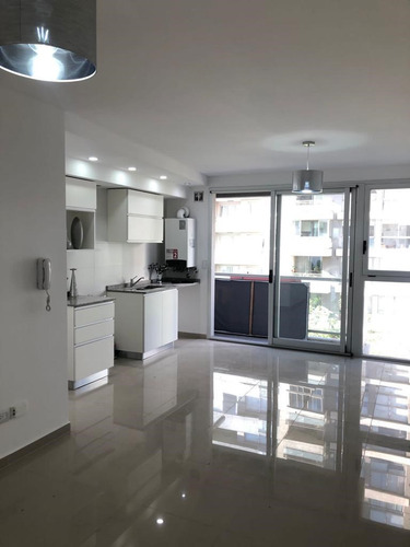 Departamento En Alquiler En Lomas De Zamora, G.b.a. Zona Sur, Argentina