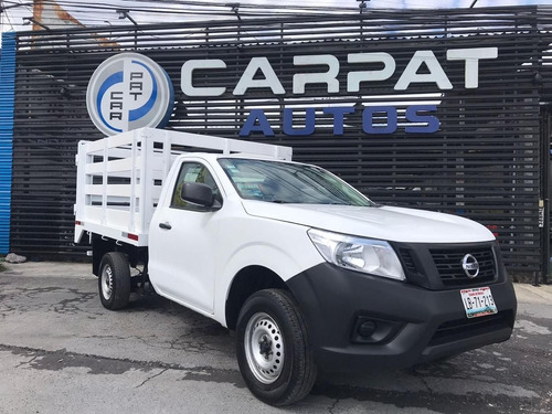 Imagen 3 de 8 de Nissan Np300 2018 2.5 Chasis Cabina Dh Aa Pack Seg Mt