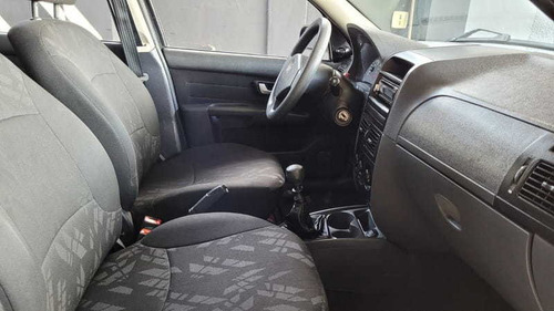 Imagem 5 de 7 de Fiat Siena El 1.0 8v Flex Mec. 2011