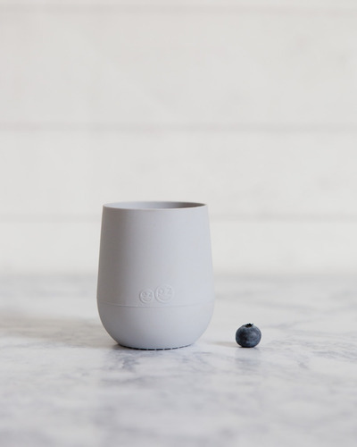 Vaso Entrenador Para Bebé De Silicona Ezpz Tiny Cup 6m+ Color Plata