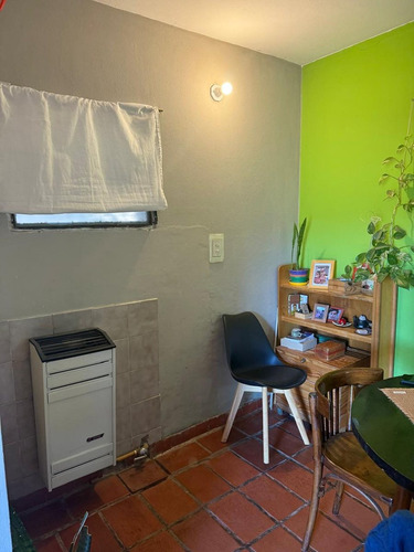 Casa Modesta En Plena Av San Martin
