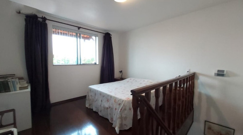 Casa A 200 Mts Da Praia. Lugar Muito Tranquilo Seguro Em Bairro Nobre. Casa Isolada. Estrutura Do Telhado Reformada - Madeiramento Com Manta. Parte Elétrica Revisada E Fiação Novos