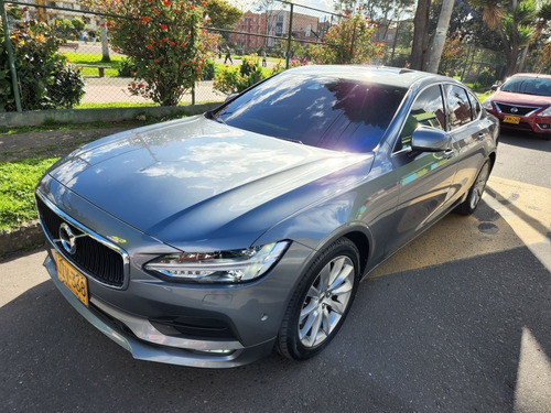 Imagen 14 de 16 de Volvo S90 2017 2.0 T5 Drive-e Momentum