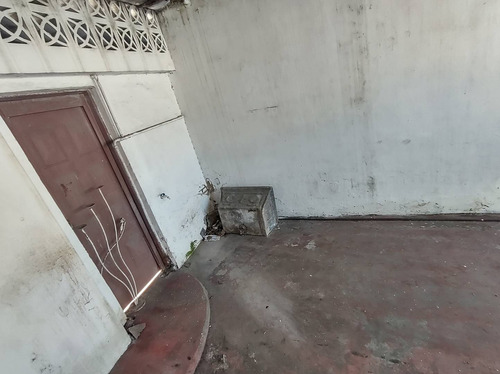Casa En Luis María Drago 3200