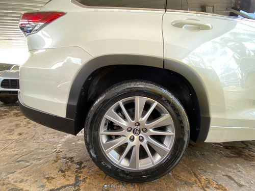 Imagen 5 de 15 de Toyota Highlander Limited 2016