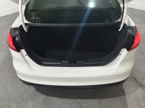 Imagen 5 de 25 de Ford Focus 1.6 S 2018, Concesionario Oficial Sf