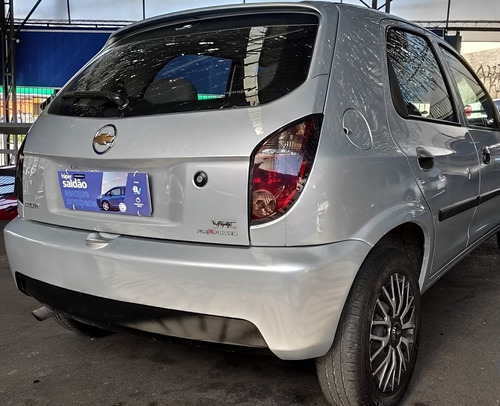 Imagem 4 de 10 de Chevrolet Celta 2009 1.0 Spirit Flex Power 5p 77 Hp