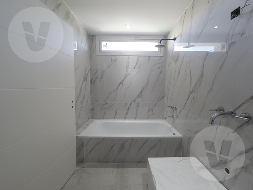 Casa En Venta Con Renta - Barrio Santa Juana, Canning