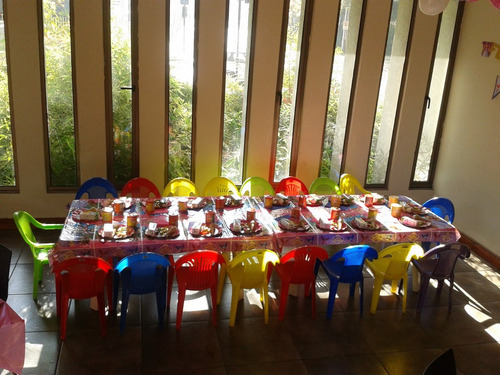 Imagen 2 de 10 de Arriendo De Mesas Y Sillas Para Cumpleaños Infantiles