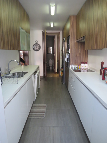 Acogedor, Amplio, 3d / 2b Calle Del Candil