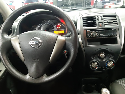 Nissan March 1.6 S 16v Flex 4p Manual