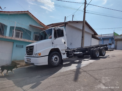 Imagem 6 de 8 de Mercedes Bens Atron 2324