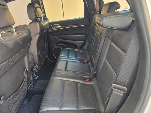 Jeep Grand Cherokee 5.7 Summit 4x4 Mt