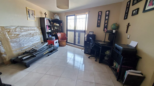 Inversión Con Doble Propósito: Casa + Salón De Fiestas, Calle Cardenales, Col. Parque Residencial Coacalco, Ecatepec, Edo. Méx.