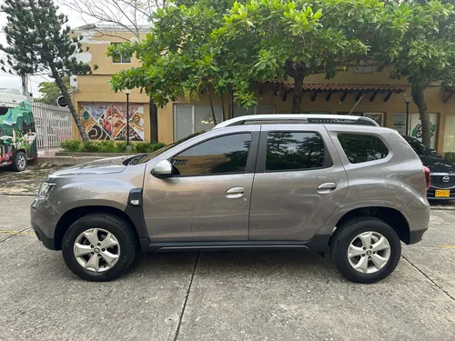 Renault Duster 1.3 Intense Cvt