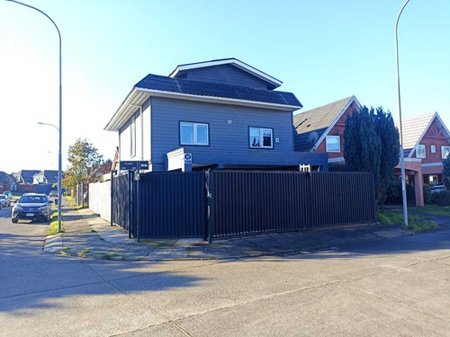 Vende Casa Remodelada En Barrio Ingles (68685)