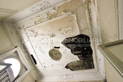 Imagen 28 de 30 de Edificio Palacio Amézaga, Oportunidad De Inversión, A Reciclar Para Sede Corporativa, Oficinas U Otro Destino, 1500 M2 En El Corazón De La Cd. Vieja.