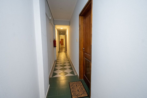 Departamento 2 Dormitorios Con Cochera En Venta