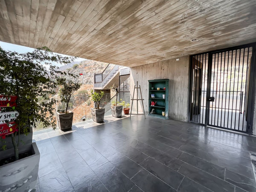 Departamento En Venta De 4 Dorm. En Lo Barnechea