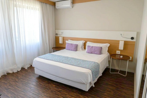 Imagem 2 de 15 de Flat Quality Faria Lima, No Pool, Prox A Av. Faria Lima - Sf33002