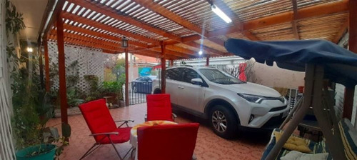 Imagen 3 de 26 de Casa En Venta De 4 Dorm. En La Florida