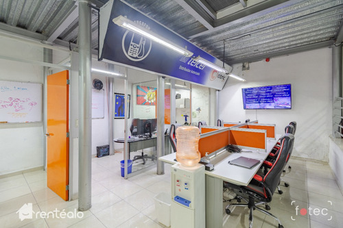 Amplia Bodega Con Montacargas Y Oficinas En Venta , Churubusco, Cdmx
