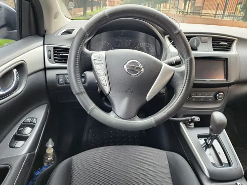Nissan Sentra 1.8 B17 Fl Sense