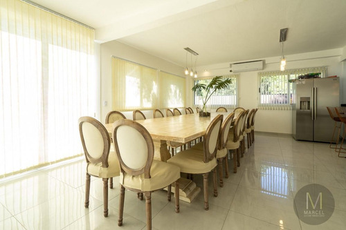 Imagen 12 de 21 de Casa En Venta - 6 Ambientes - Zona Alamos Ii - Pinamar
