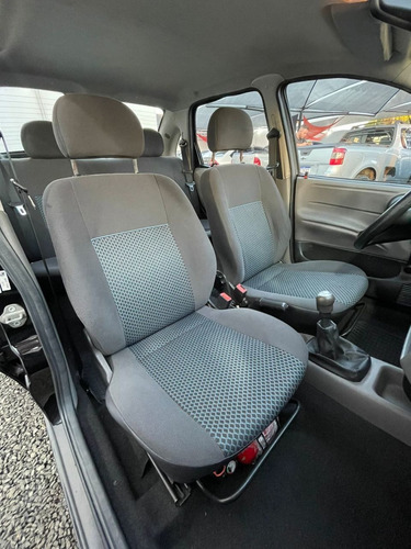 Imagem 14 de 14 de Chevrolet Classic Sedan 1.0 4p Vhce Flex Ls