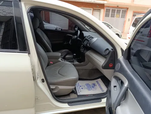 Toyota RAV4 2.4 Life 4x4