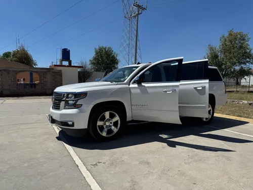Chevrolet Suburban 5.4 Premier Piel 4x4 At