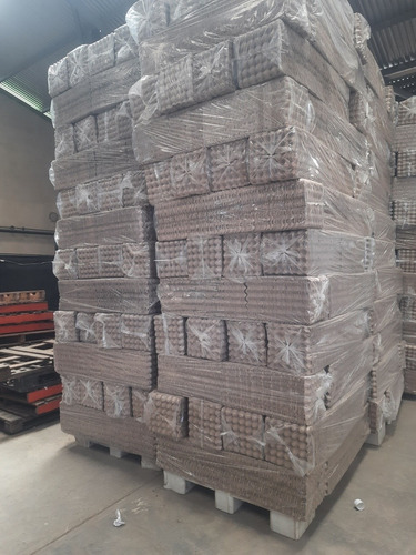 Cajas De Cartón Y Separadores De Huevo (Usado)