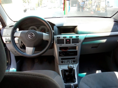 Imagem 7 de 12 de Gm Vectra Elegance