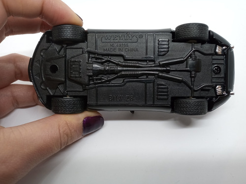 Imagen 4 de 5 de Bmw Z8 - Bmw A Escala - Auto Coleccionable - Welly
