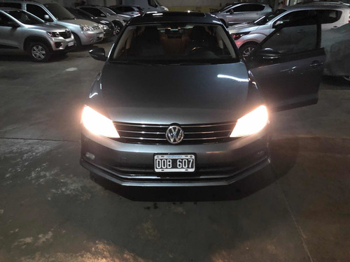 Volkswagen Vento 2.5 Advance Plus 170cv 2015