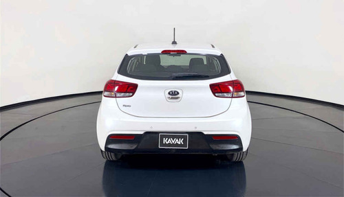 Imagen 6 de 15 de 110780 - Kia Kia Rio Sedan 2018 Con Garantía
