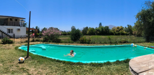 Hermosa Casa Familiar, 3 Baños 5 Dorm, 5100m2, En Condominio