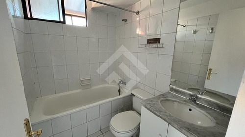 Departamento En Arriendo De 2 Dorm, 2 Baños En Ñuñoa