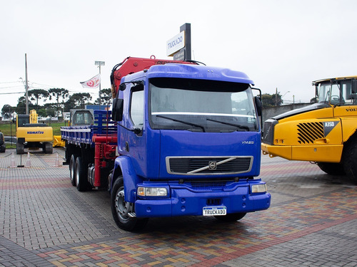 Imagem 2 de 23 de Volvo Vm 23 210 6x2 2004 Com Munck Hincol 31.000 2011= Vw