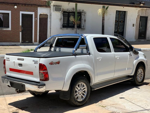 Toyota Hilux 4x4 Srv Cuero Mt
