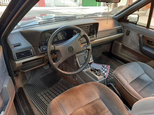 Imagem 4 de 8 de Volksvagen Santana Gls