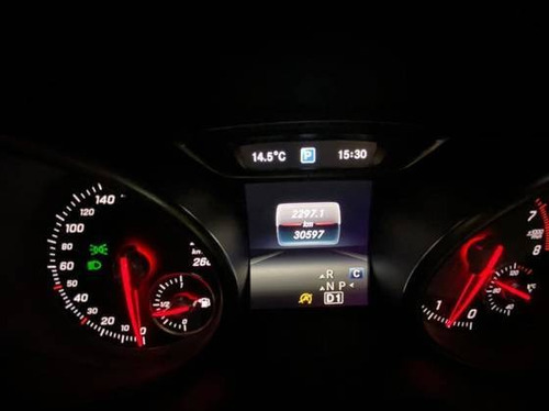 Imagem 9 de 11 de Mercedes-benz Gla 200 1.6 Cgi Flex Advance 7g-dct