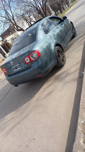 Imagen 11 de 15 de Volkswagen Vento 2009 2.5 Advance 170cv