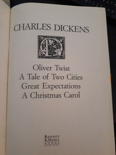 Charles Dickens ][ Oliver Twist, A Tale Of Two Cities, Otros