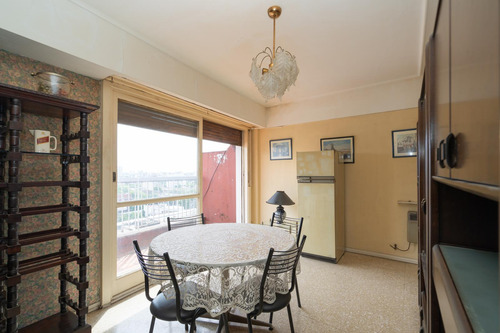 Venta Departamento Dos Ambientes En Floresta