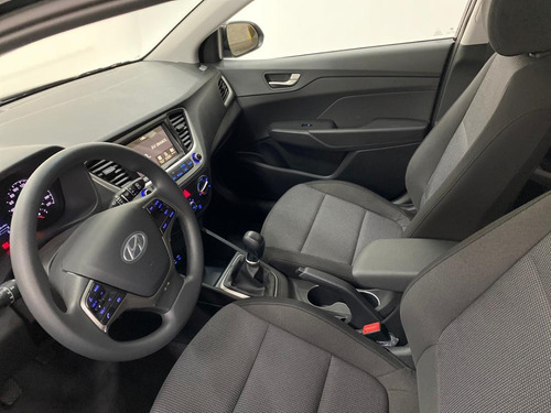 Hyundai Accent Hb Gl Mid Tm 2021