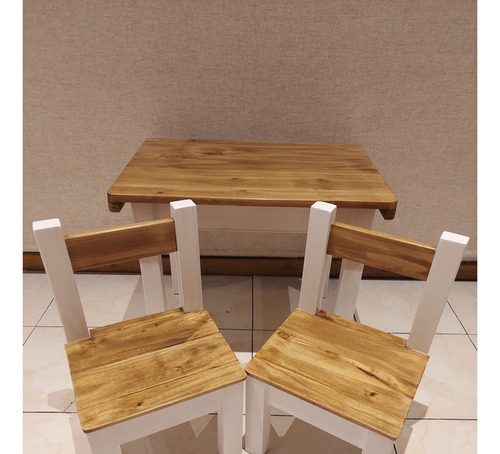 Mesa Con Set De Sillas Infantiles Pintadas Rosa